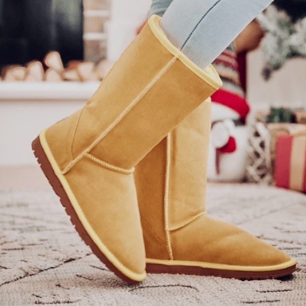 Ugg austra boots size 7 women’s